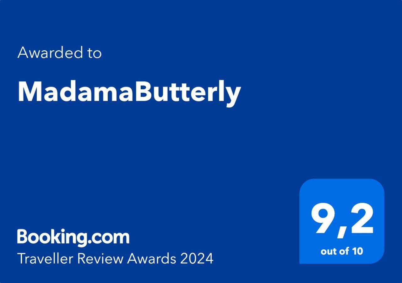 卢卡Madamabutterly别墅 外观 照片